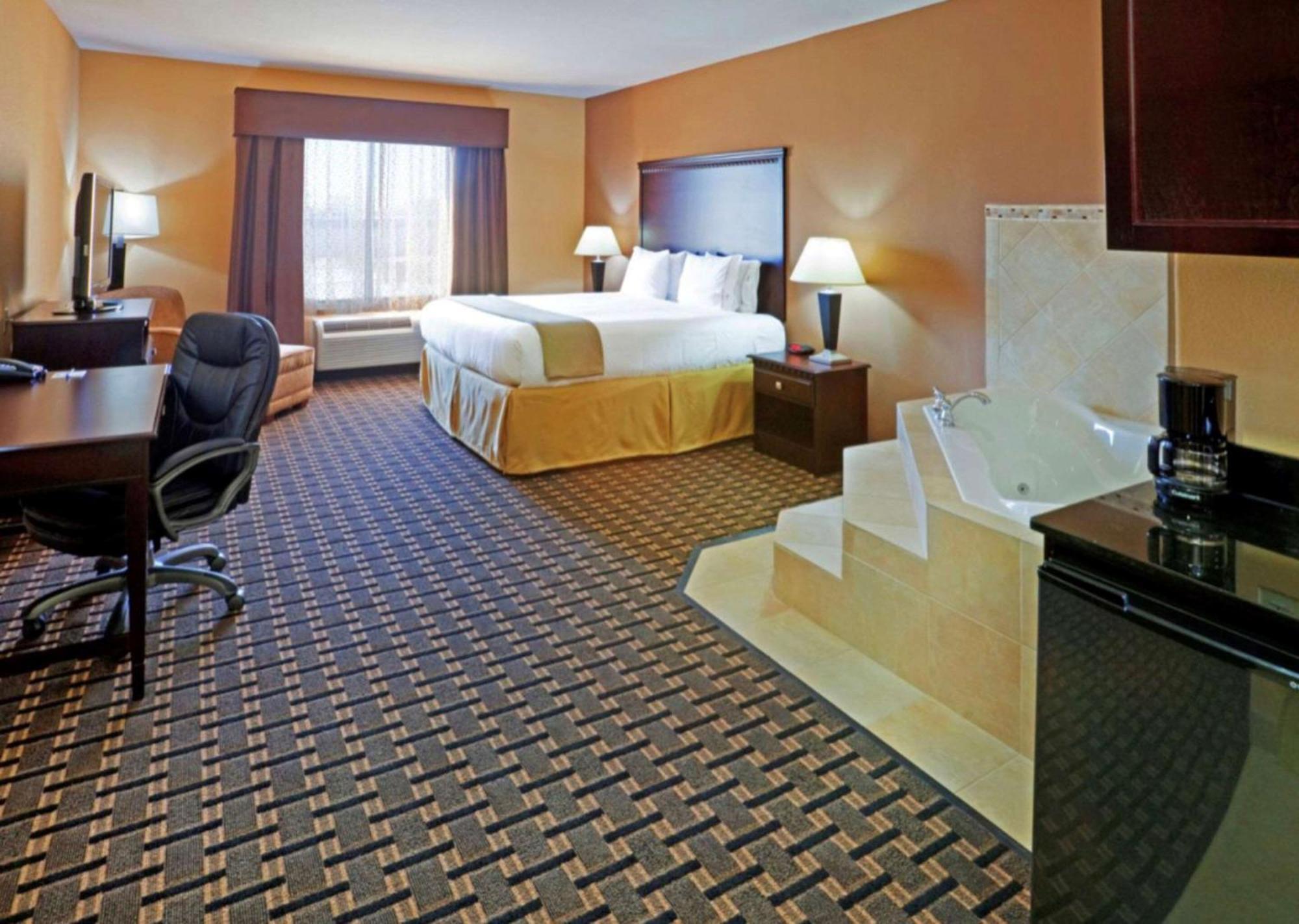 Comfort Inn & Suites Dallas Medical-Market Center الغرفة الصورة